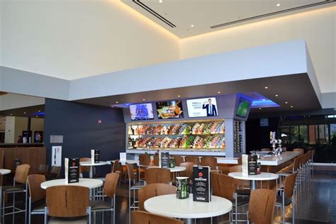 studio movie grill simi valley.